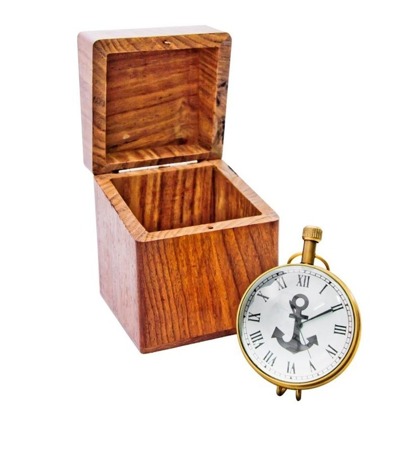 Zegar Gandhi w pudełku drewnianym wys.7 cm 